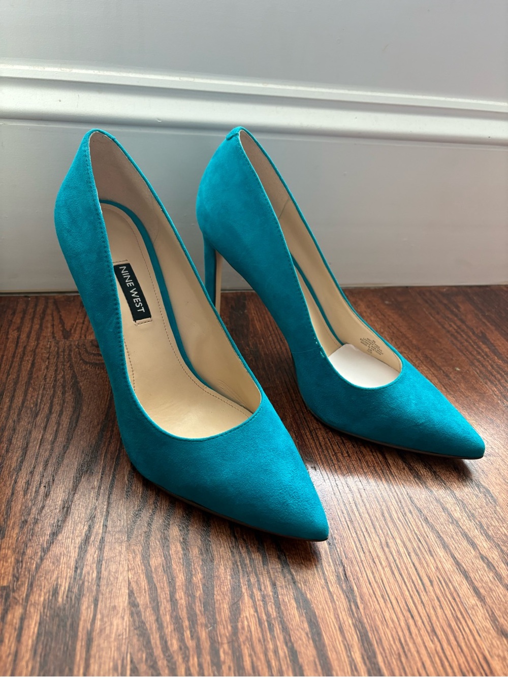 Nine West Teal Suede Pointed Pumps - Picture 2 of 6